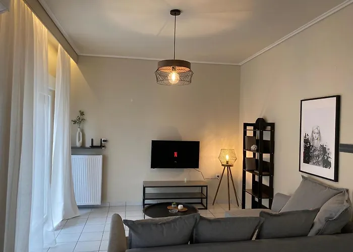 White Elephant First Floor Volos